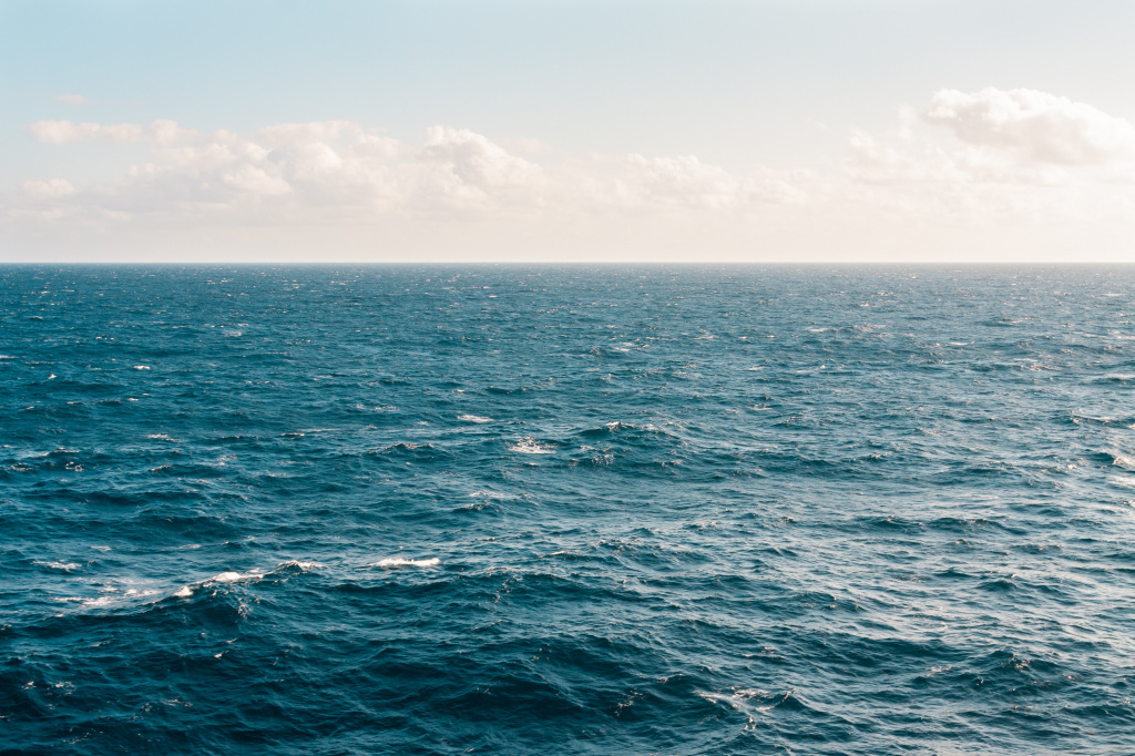 Бескрайнее теплое море Авторские туры на море